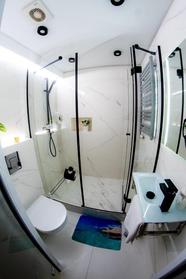 Jacuzzi Apartment Zen Cracovia Esterno foto