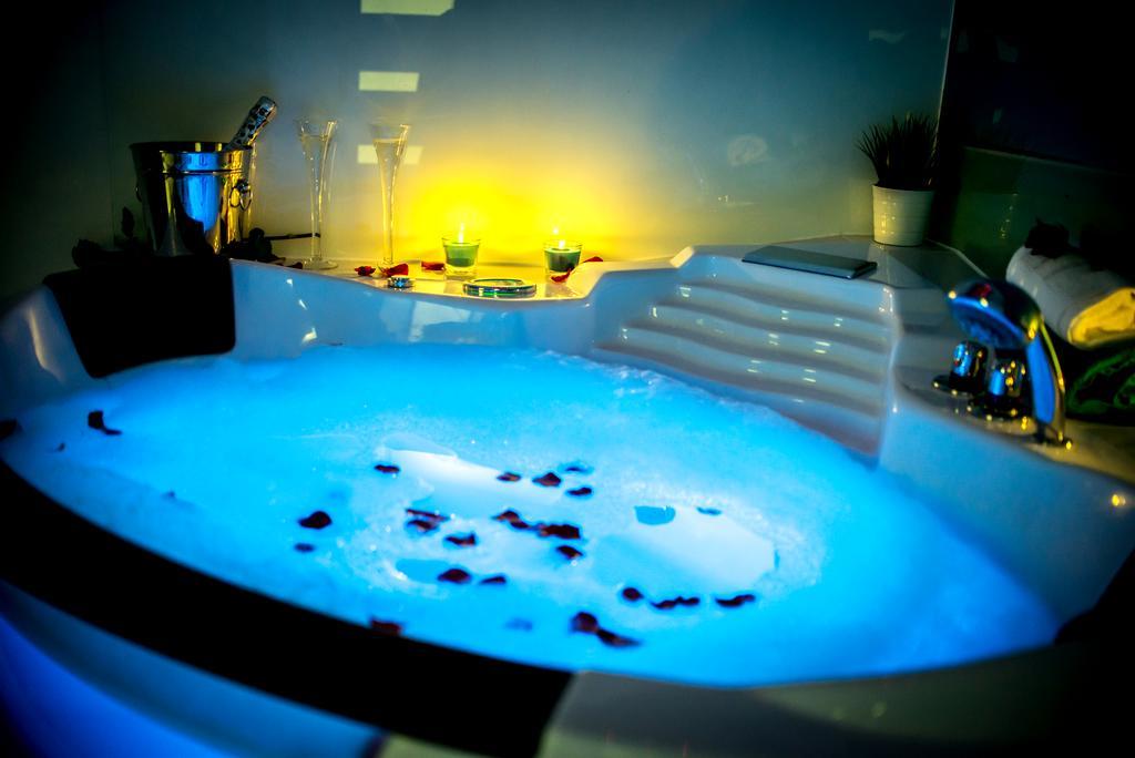 Jacuzzi Apartment Zen Cracovia Esterno foto